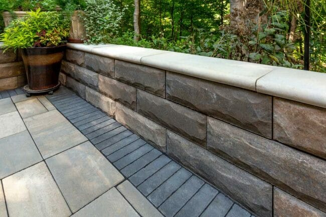 U-Cara Multi-Face Wall System - Hardscapes Outlet